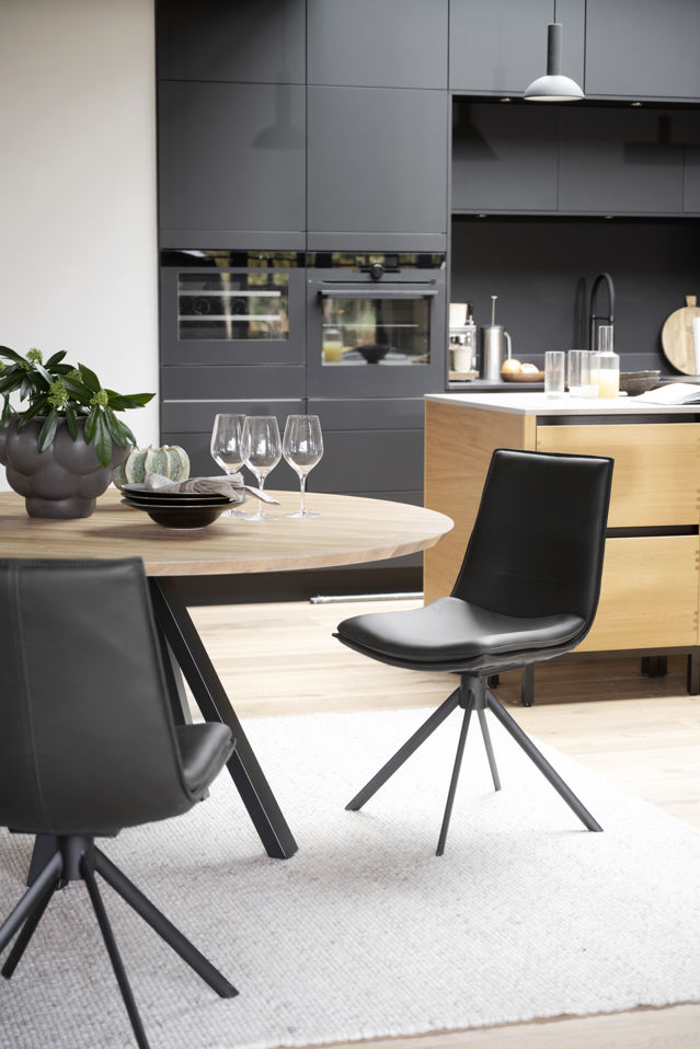 Lenestol 'Lowell' Spinnbare - Svart