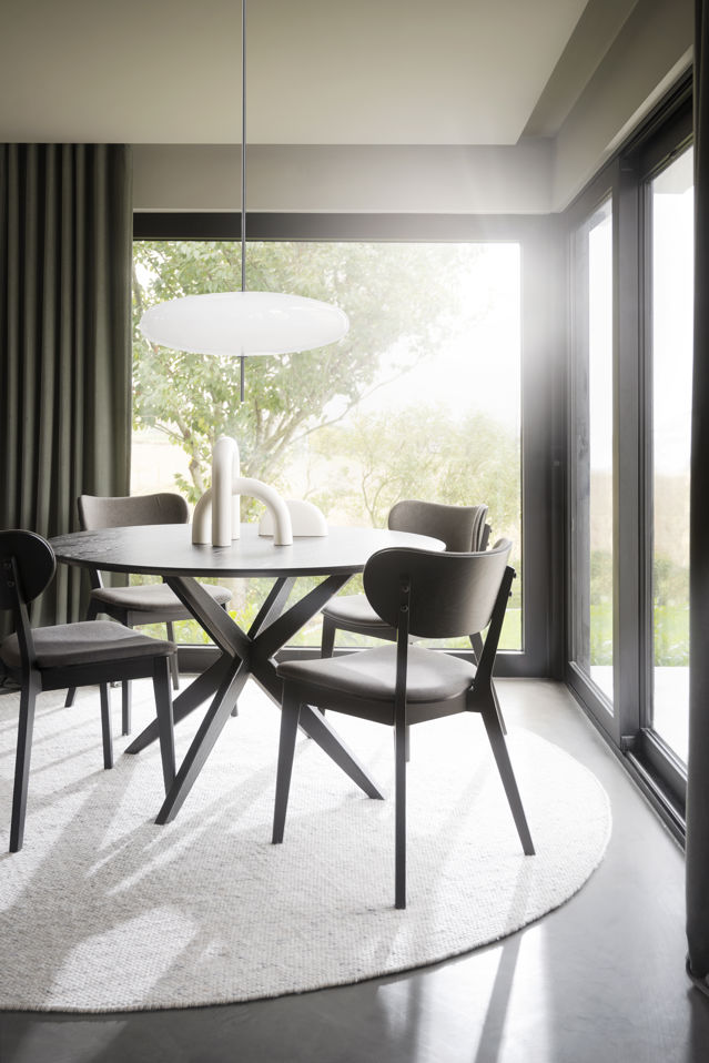 Spisebord 'Calverton' Rundt 120cm - Svart