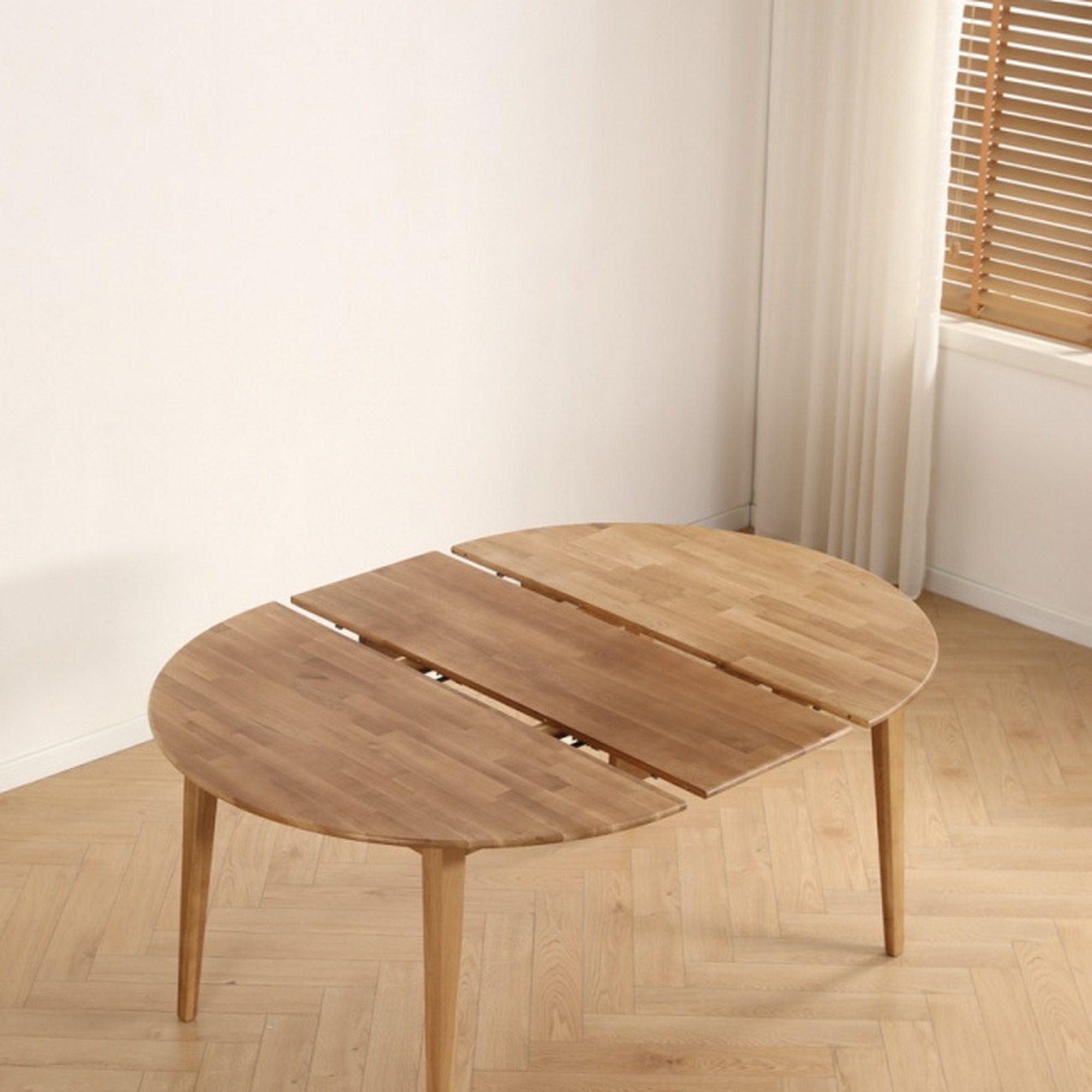 Spisebord 'Saba' Rundt 120cm - Eik