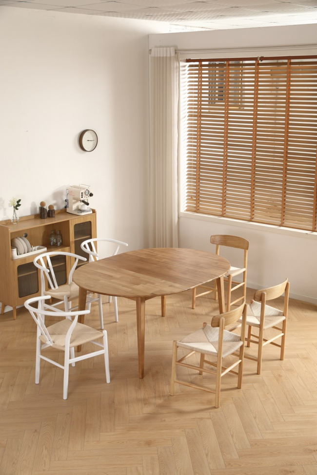 Spisebord 'Saba' Rundt 120cm - Eik