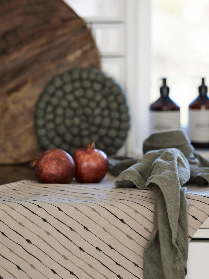 Lerret 'Unni' 145x280 - Grønn