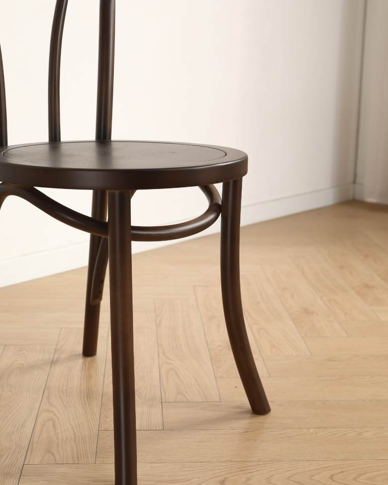 Stol 'Bistro' - Valnøtt