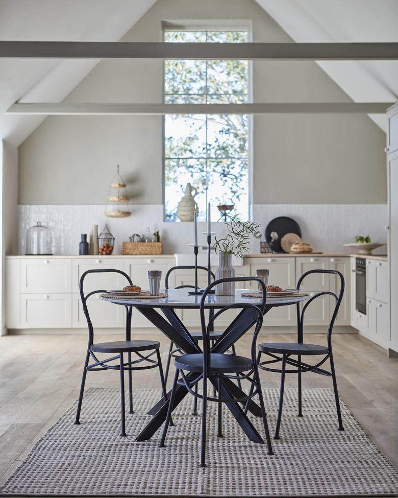 Spisebord 'Milan' ca 120cm - Hvit/svart