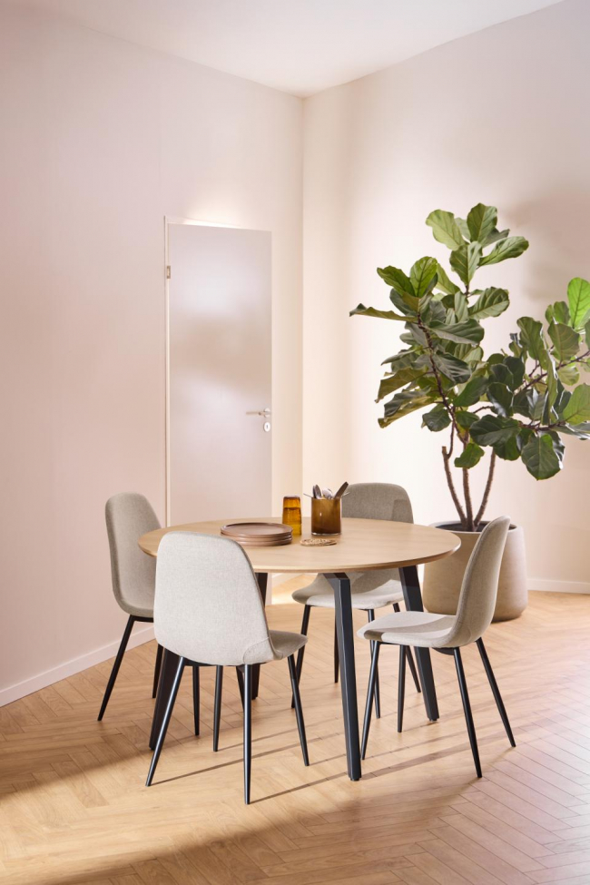 Spisebord 'Cadiz' Rundt 120x75cm - Natur/Sort