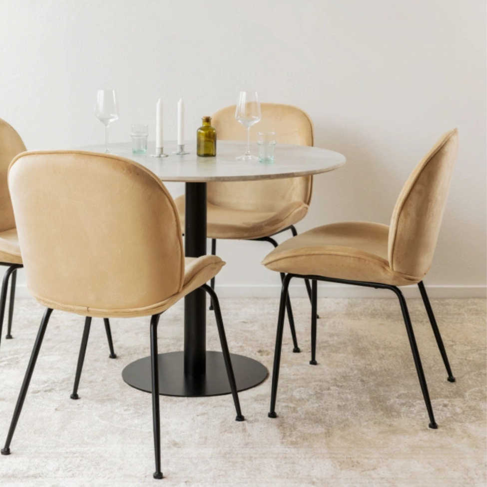 Spisegruppe 'Marbelous Lux' - 1 bord Ø100 og 4 stoler