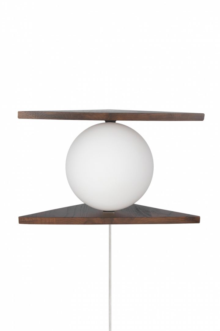 Vegglampe 'Angolo' - Tre / Brun