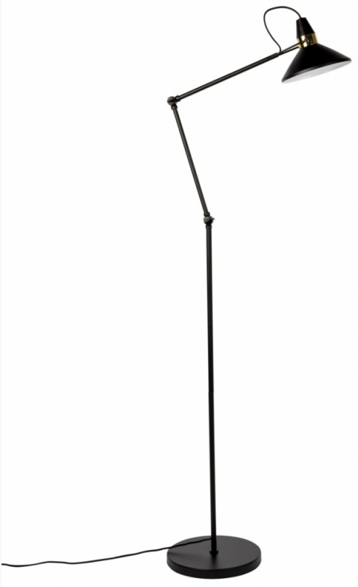 Gulvlampe \'Jona\' - Svart i gruppen Belysning / Lamper / Gulvlamper hos Reforma (5100136)