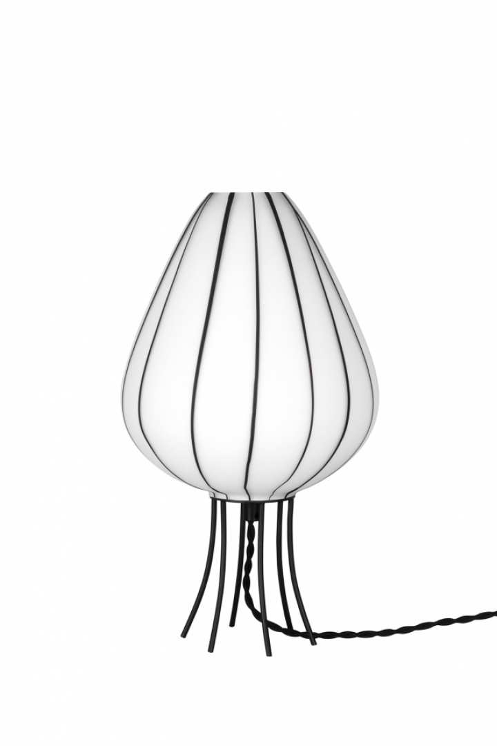 Bordlampe \'Lewis\' 20 - Hvit svart i gruppen Belysning / Lamper / Bordlamper hos Reforma (624608)