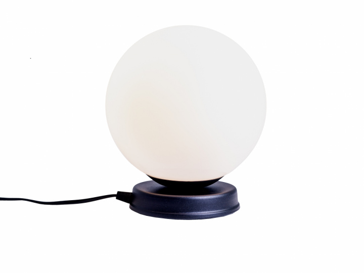 Bordlampe \'Manen\'- M i gruppen Belysning / Lamper / Bordlamper hos Reforma (LP048MANET-M-02)