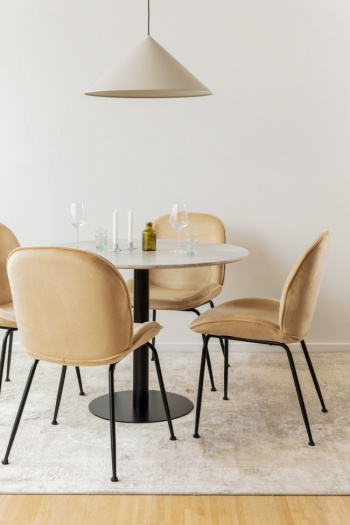 Spisegruppe \'Marbelous Lux\' - 1 bord 100 og 4 stoler